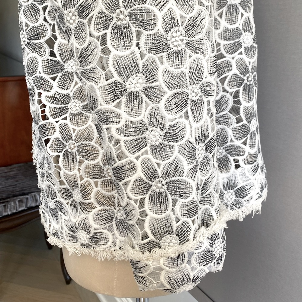 Adore White Floral Lace Women's Blazer - Picture 9 of 10